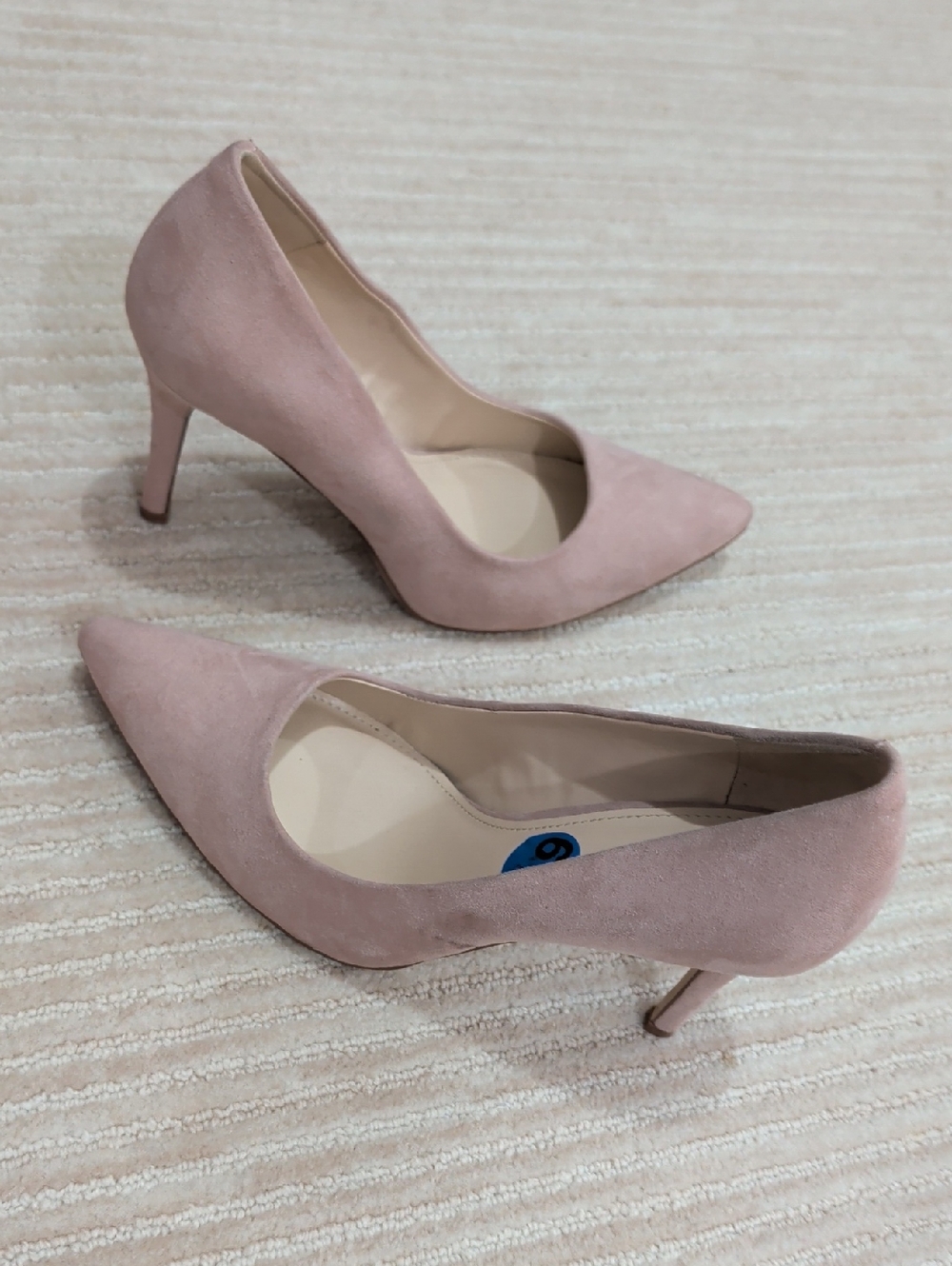 Nine West Pointed Toe Mid Heels - Blush Pink Suede Pumps Size 6.5